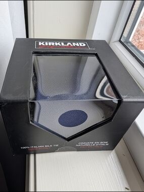 New Italian Made Kirkland Tie